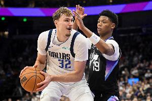 贝利成NBA连续3场砍25+第5年轻球员 仅次詹姆斯&弗拉格&甜瓜&布克